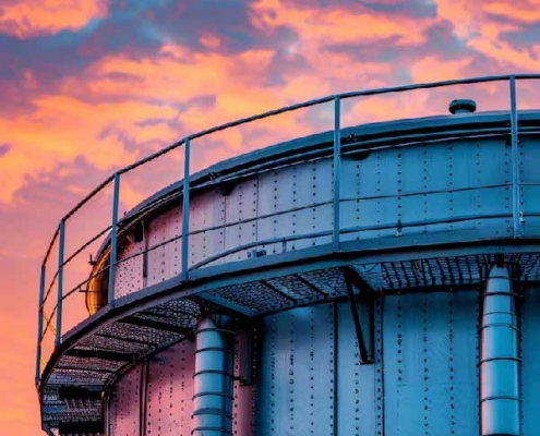 مخزن نگهداری فراورده های نفتی | Petroleum product storage tank | خزان تخزين المنتجات البترولية